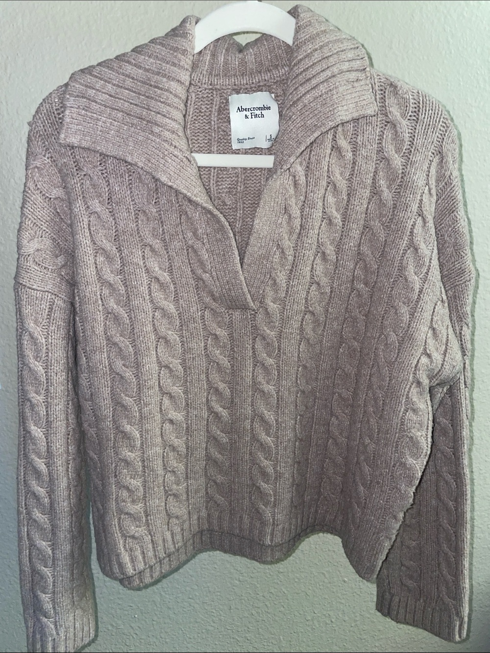 Abercrombie & Fitch Women's Taupe Cable Turtleneck Sweater